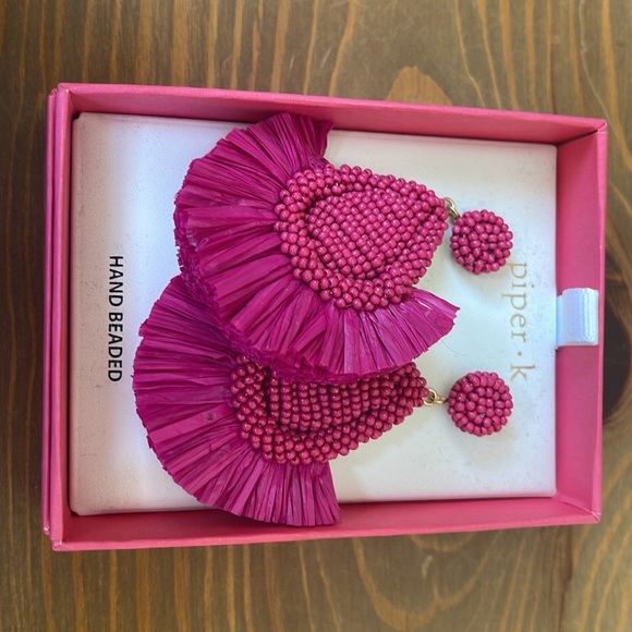 NIB Piper K Pink Hand Beaded Stud Dangle Earrings - Picture 5 of 6